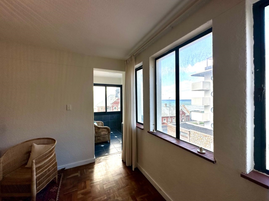 2 Bedroom Property for Sale in Muizenberg Western Cape
